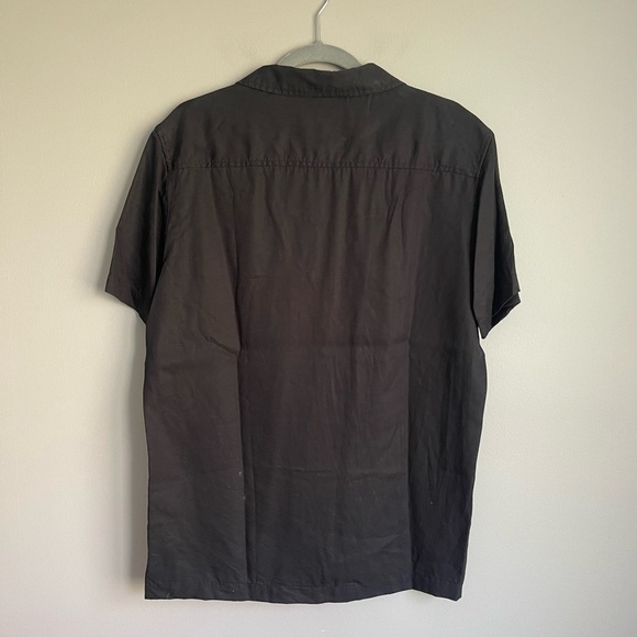 Men’s INC International Concepts Black Short Sleeve Button Down - Picture 2 of 3